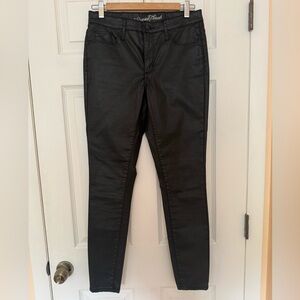 Universal Thread Black Coated Skinny Jeans Sz. 27 / 4